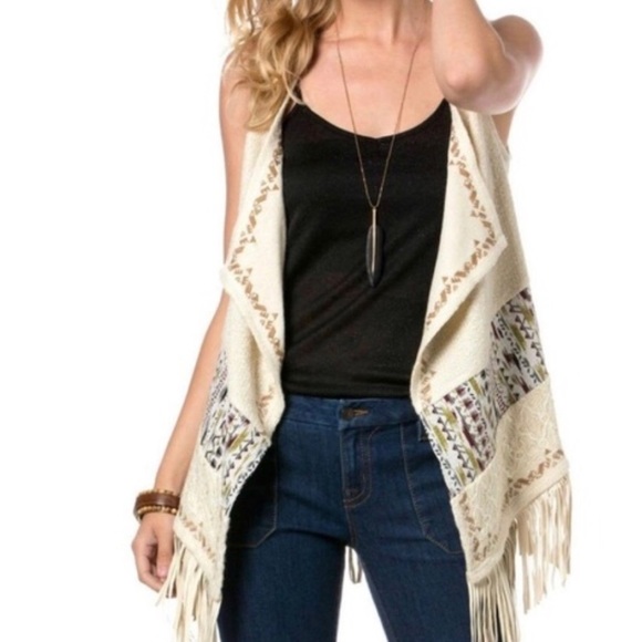 Miss Me Jackets & Blazers - Miss Me Tribal Beat Fringed Vest Size Small NWT